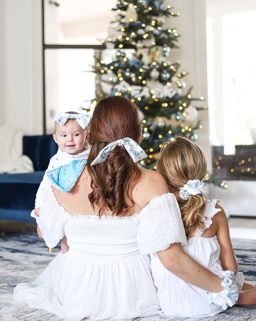 Southern Belle Satin Tie